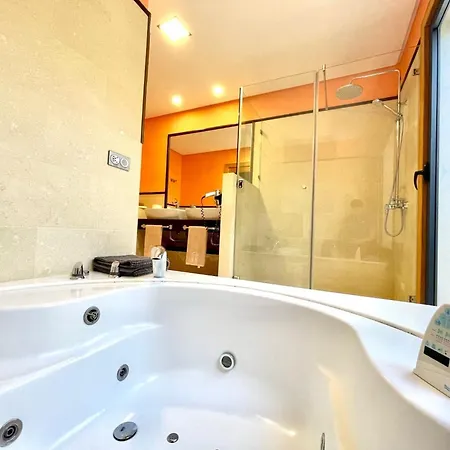 Mamma Mia B Luxus-villen By Interhome 펜션